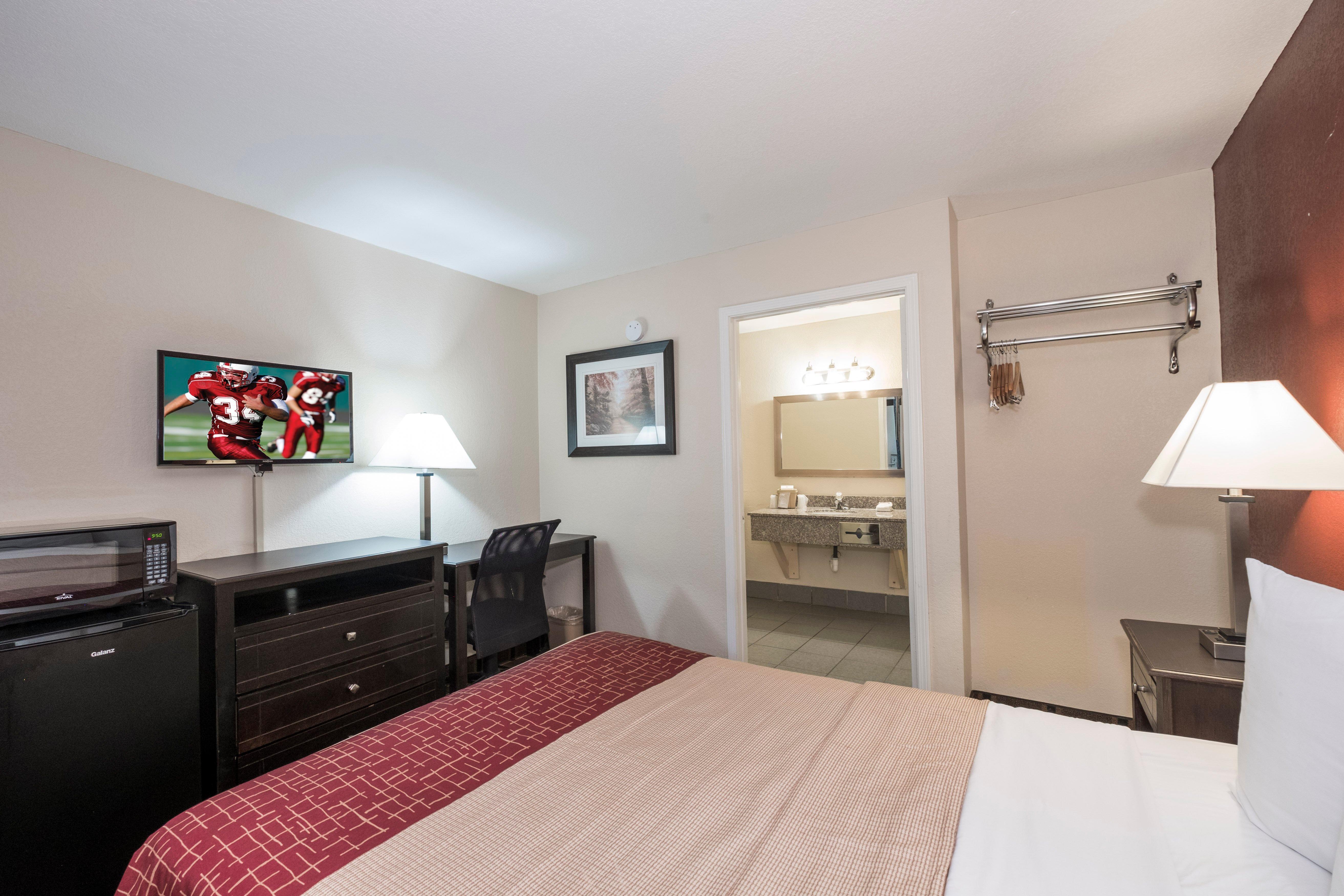 Red Roof Inn Mobile - Midtown Exterior photo